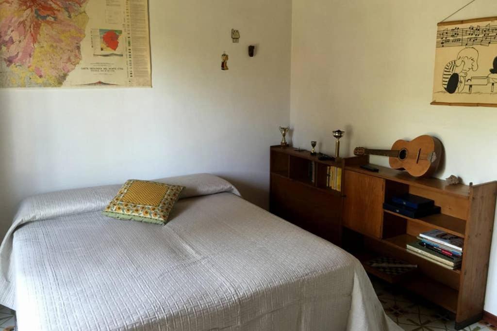 Villa Etnafamilyhouse Pedara Esterno foto